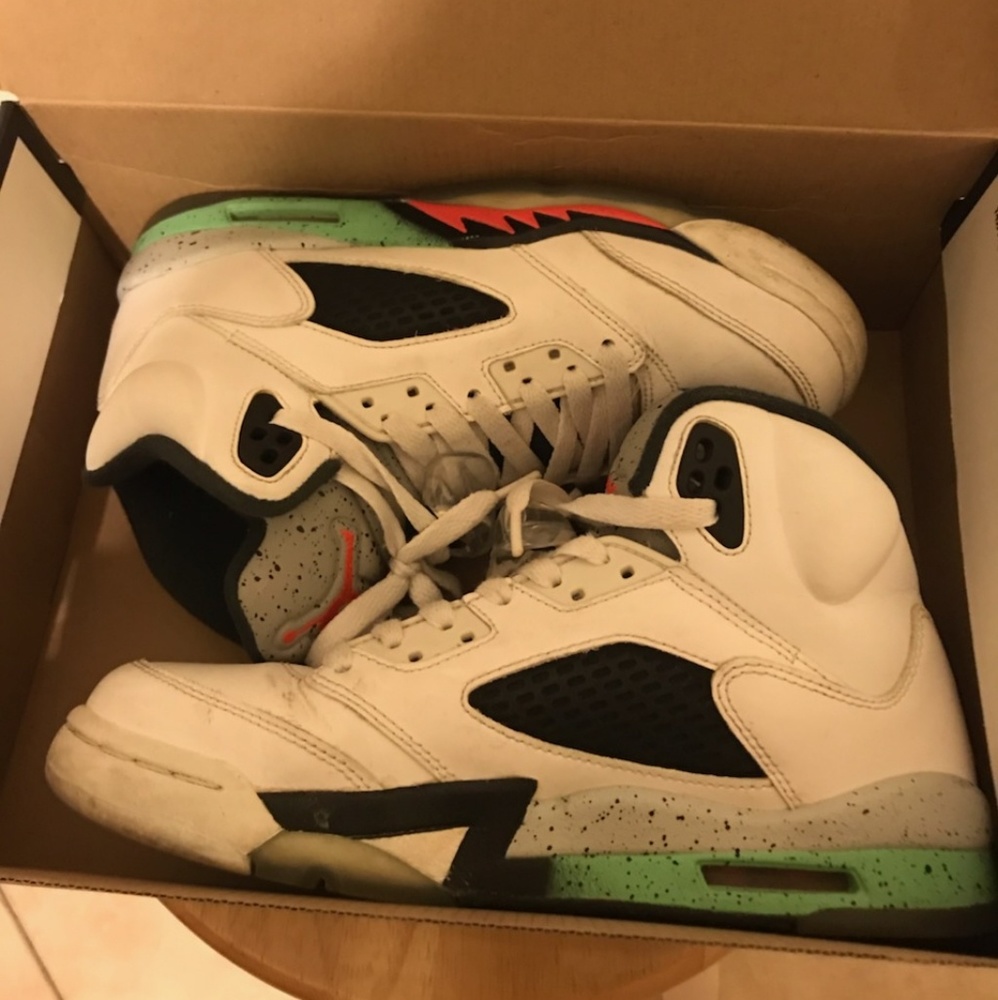 Jordan 5 - Picture 1 of 3